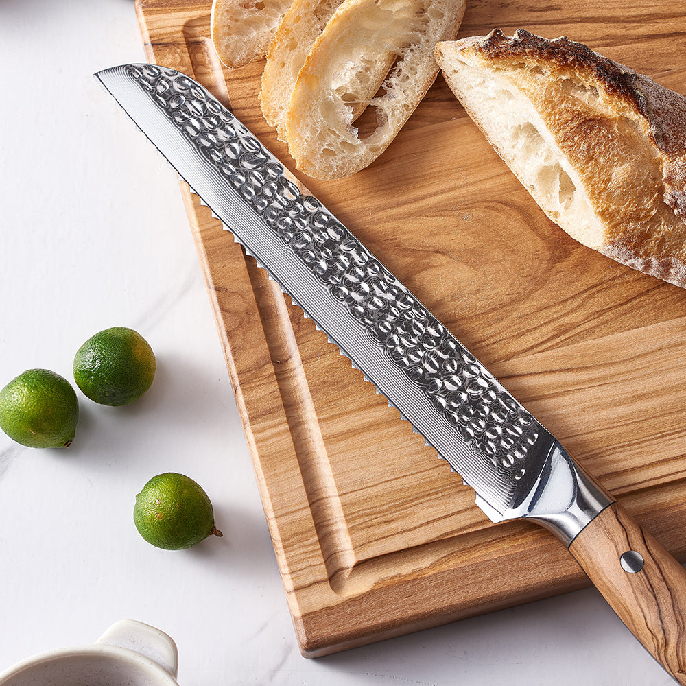 Serrated Bread Knife, Hikari – Professional Kitchen Knife for Pastries, VG10 Damascus Steel Blade and Olive Wood Handle - Hikari - Bread